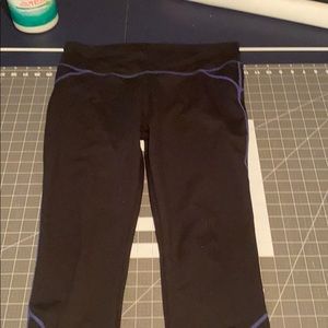 Women’s Fabletics leggings